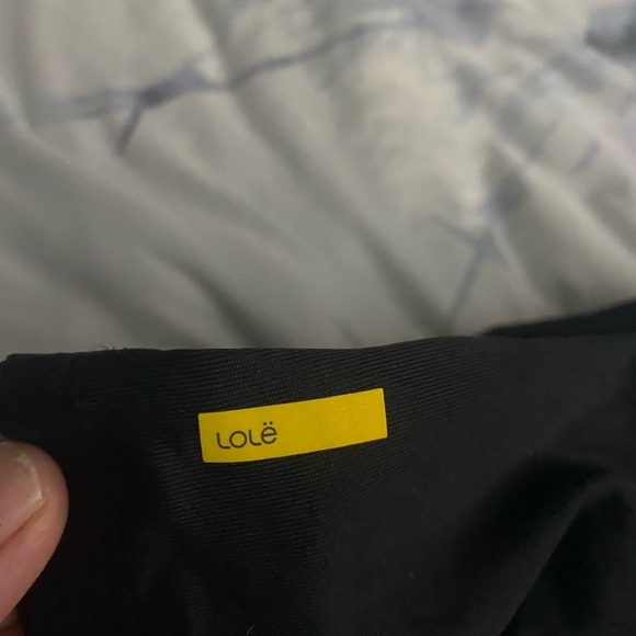 Lolë athletic racer back tank top black with secret pocket - Picture 2 of 7